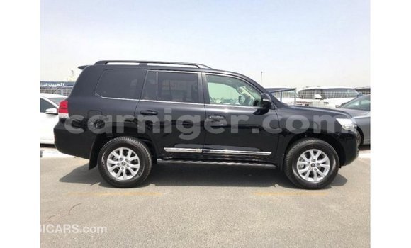 Sayi Imported Toyota Land Cruiser Black Babbar mota in Import - Dubai a Agadez Sayi Imported Toyota Land Cruiser Black Babbar mota in Import - Dubai a Agadez
