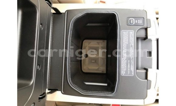 Sayi Imported Toyota Land Cruiser Black Babbar mota in Import - Dubai a Agadez Sayi Imported Toyota Land Cruiser Black Babbar mota in Import - Dubai a Agadez