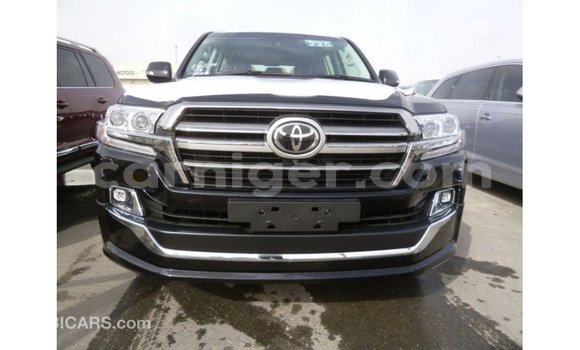 اشتري Imported Toyota Land Cruiser Black شاحنة في Import - Dubai في أغاديز اشتري Imported Toyota Land Cruiser Black شاحنة في Import - Dubai في أغاديز