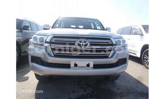 اشتري Imported Toyota Land Cruiser Other شاحنة في Import - Dubai في أغاديز اشتري Imported Toyota Land Cruiser Other شاحنة في Import - Dubai في أغاديز