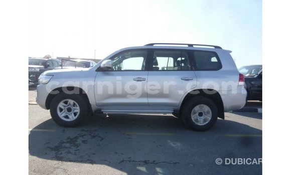 اشتري Imported Toyota Land Cruiser Other شاحنة في Import - Dubai في أغاديز اشتري Imported Toyota Land Cruiser Other شاحنة في Import - Dubai في أغاديز