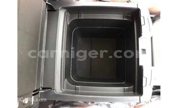 Sayi Imported Toyota Land Cruiser Black Babbar mota in Import - Dubai a Agadez Sayi Imported Toyota Land Cruiser Black Babbar mota in Import - Dubai a Agadez