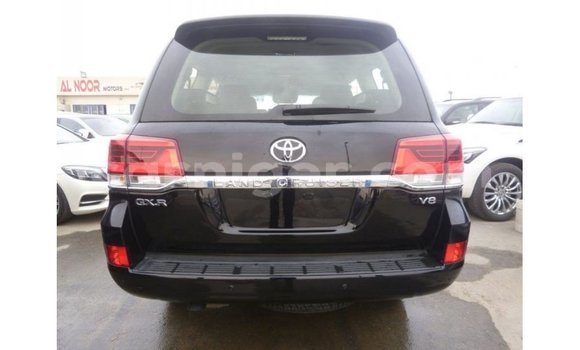 Acheter Import Utilitaire Toyota Land Cruiser Noir à Import - Dubai, Agadez Acheter Import Utilitaire Toyota Land Cruiser Noir à Import - Dubai, Agadez