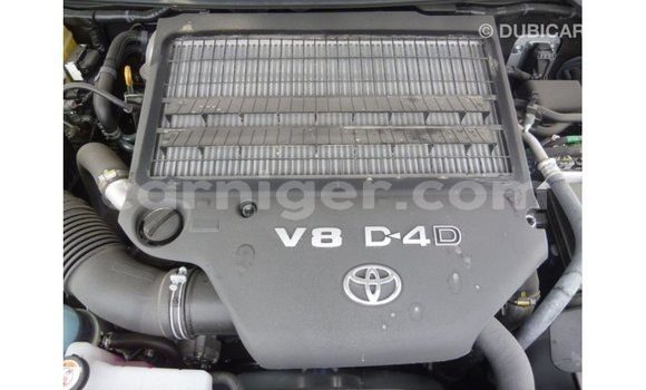 Sayi Imported Toyota Land Cruiser Black Babbar mota in Import - Dubai a Agadez Sayi Imported Toyota Land Cruiser Black Babbar mota in Import - Dubai a Agadez