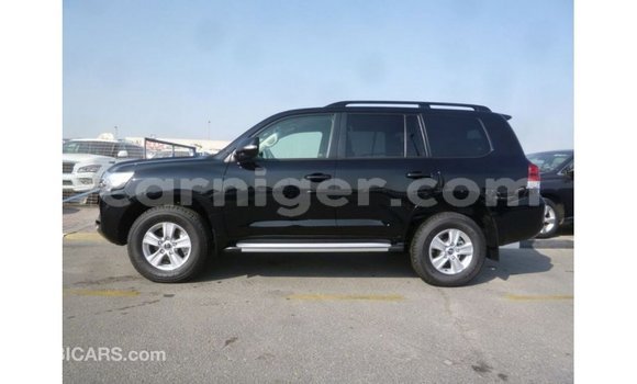 Sayi Imported Toyota Land Cruiser Black Babbar mota in Import - Dubai a Agadez Sayi Imported Toyota Land Cruiser Black Babbar mota in Import - Dubai a Agadez