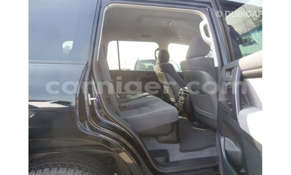 Sayi Imported Toyota Land Cruiser Black Babbar mota in Import - Dubai a Agadez Sayi Imported Toyota Land Cruiser Black Babbar mota in Import - Dubai a Agadez