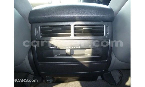 Acheter Import Utilitaire Toyota Land Cruiser Noir à Import - Dubai, Agadez Acheter Import Utilitaire Toyota Land Cruiser Noir à Import - Dubai, Agadez