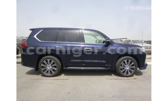 Sayi Imported Lexus LX Blue Mota in Import - Dubai a Agadez Sayi Imported Lexus LX Blue Mota in Import - Dubai a Agadez