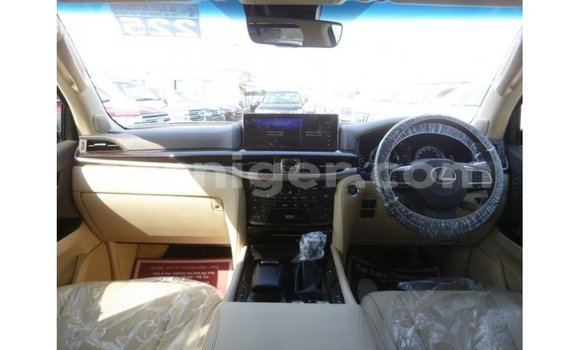 Acheter Import Voiture Lexus LX Noir à Import - Dubai, Agadez Acheter Import Voiture Lexus LX Noir à Import - Dubai, Agadez