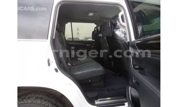 Buy Import Lexus LX White Car in Import - Dubai in Agadez Buy Import Lexus LX White Car in Import - Dubai in Agadez