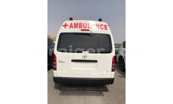 Buy Import Toyota Hiace White Car in Import - Dubai in Agadez Buy Import Toyota Hiace White Car in Import - Dubai in Agadez