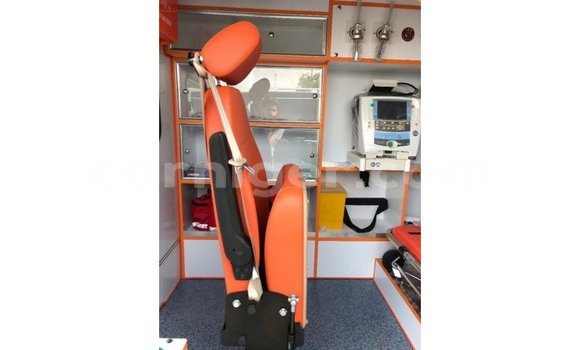 Buy Import Toyota Hiace White Car in Import - Dubai in Agadez Buy Import Toyota Hiace White Car in Import - Dubai in Agadez