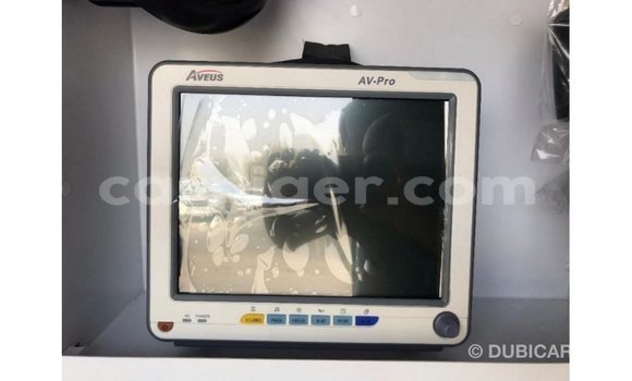 Buy Import Toyota Hiace White Car in Import - Dubai in Agadez Buy Import Toyota Hiace White Car in Import - Dubai in Agadez