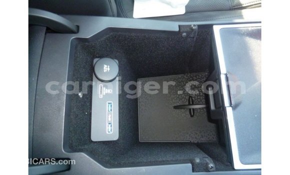 Sayi Imported Jaguar E-Pace Red Mota in Import - Dubai a Agadez Sayi Imported Jaguar E-Pace Red Mota in Import - Dubai a Agadez