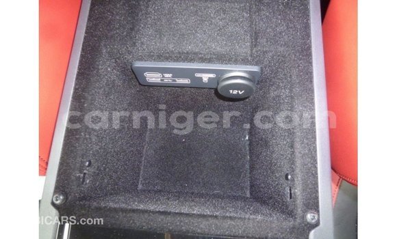 Acheter Import Voiture Jaguar F-Pace Noir à Import - Dubai, Agadez Acheter Import Voiture Jaguar F-Pace Noir à Import - Dubai, Agadez