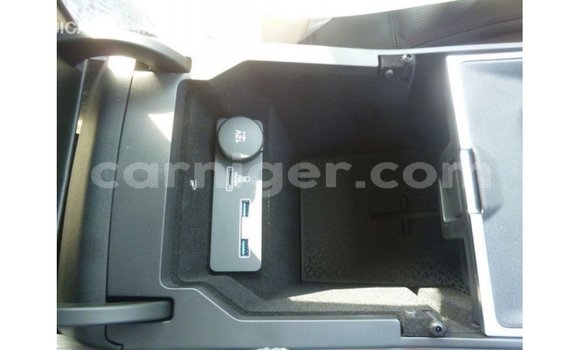 Acheter Import Voiture Jaguar E-Pace Blanc à Import - Dubai, Agadez Acheter Import Voiture Jaguar E-Pace Blanc à Import - Dubai, Agadez