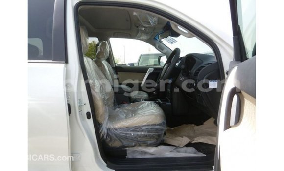 Buy Import Toyota Prado White Car in Import - Dubai in Agadez Buy Import Toyota Prado White Car in Import - Dubai in Agadez