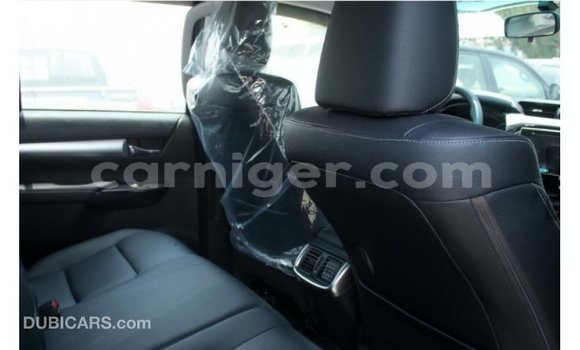 Buy Import Toyota Hilux Other Car in Import - Dubai in Agadez Buy Import Toyota Hilux Other Car in Import - Dubai in Agadez