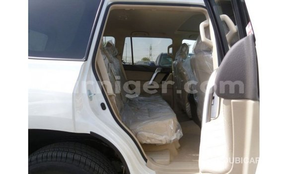 Buy Import Toyota Prado White Car in Import - Dubai in Agadez Buy Import Toyota Prado White Car in Import - Dubai in Agadez