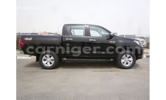 اشتري Imported Toyota Hilux Black سيارة في Import - Dubai في أغاديز اشتري Imported Toyota Hilux Black سيارة في Import - Dubai في أغاديز