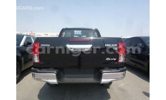 Buy Import Toyota Hilux Black Car in Import - Dubai in Agadez Buy Import Toyota Hilux Black Car in Import - Dubai in Agadez