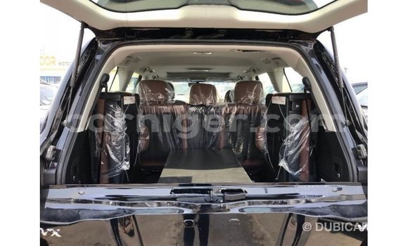 Buy Import Toyota Land Cruiser Black Truck in Import - Dubai in Agadez Buy Import Toyota Land Cruiser Black Truck in Import - Dubai in Agadez