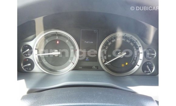 Buy Import Toyota Land Cruiser White Truck in Import - Dubai in Agadez Buy Import Toyota Land Cruiser White Truck in Import - Dubai in Agadez