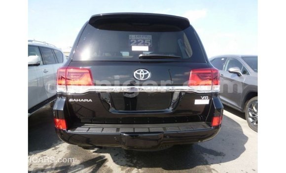 Buy Import Toyota Land Cruiser Black Truck in Import - Dubai in Agadez Buy Import Toyota Land Cruiser Black Truck in Import - Dubai in Agadez