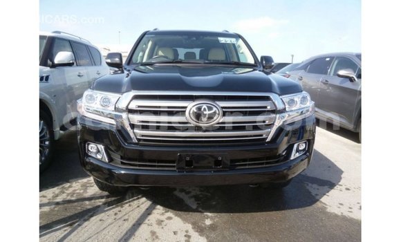 Buy Import Toyota Land Cruiser Black Truck in Import - Dubai in Agadez Buy Import Toyota Land Cruiser Black Truck in Import - Dubai in Agadez