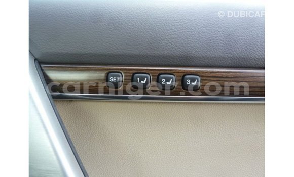 Buy Import Toyota Land Cruiser Black Truck in Import - Dubai in Agadez Buy Import Toyota Land Cruiser Black Truck in Import - Dubai in Agadez