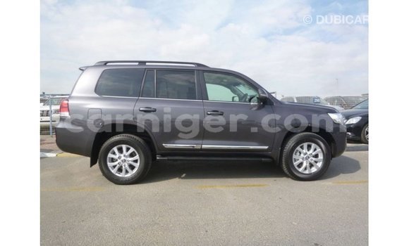 اشتري Imported Toyota Land Cruiser Other شاحنة في Import - Dubai في أغاديز اشتري Imported Toyota Land Cruiser Other شاحنة في Import - Dubai في أغاديز