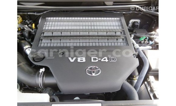 اشتري Imported Toyota Land Cruiser Other شاحنة في Import - Dubai في أغاديز اشتري Imported Toyota Land Cruiser Other شاحنة في Import - Dubai في أغاديز