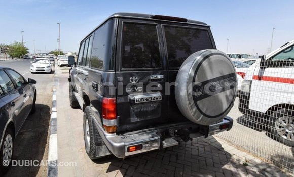 Buy Import Toyota Land Cruiser Other Truck in Import - Dubai in Agadez Buy Import Toyota Land Cruiser Other Truck in Import - Dubai in Agadez