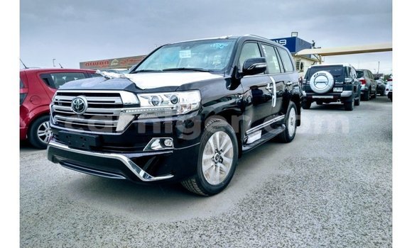 Buy Import Toyota Land Cruiser Black Truck in Import - Dubai in Agadez Buy Import Toyota Land Cruiser Black Truck in Import - Dubai in Agadez