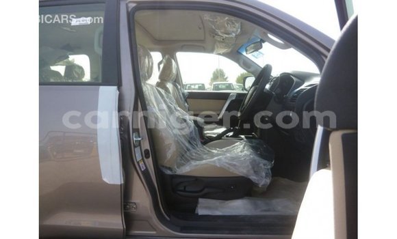 Acheter Import Voiture Toyota Prado Autre à Import - Dubai, Agadez Acheter Import Voiture Toyota Prado Autre à Import - Dubai, Agadez