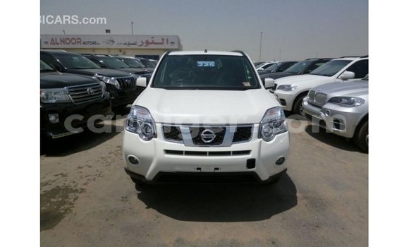 Buy Import Nissan Evalia White Truck in Import - Dubai in Agadez Buy Import Nissan Evalia White Truck in Import - Dubai in Agadez