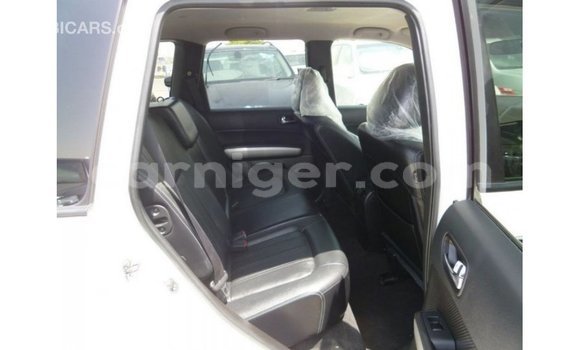 Buy Import Nissan Evalia White Truck in Import - Dubai in Agadez Buy Import Nissan Evalia White Truck in Import - Dubai in Agadez