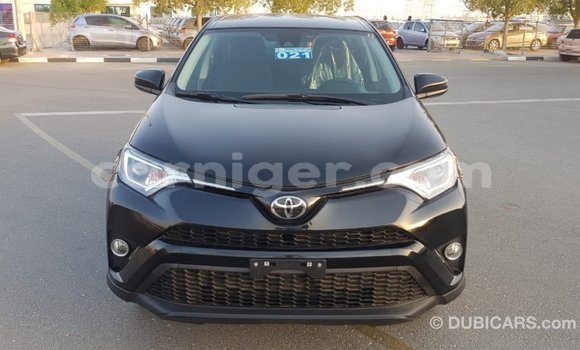 اشتري Imported Toyota Ade Black شاحنة في Import - Dubai في أغاديز اشتري Imported Toyota Ade Black شاحنة في Import - Dubai في أغاديز