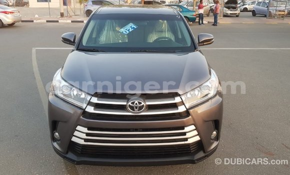 اشتري Imported Toyota Highlander Other سيارة في Import - Dubai في أغاديز اشتري Imported Toyota Highlander Other سيارة في Import - Dubai في أغاديز