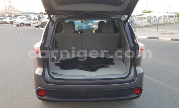 اشتري Imported Toyota Highlander Other سيارة في Import - Dubai في أغاديز اشتري Imported Toyota Highlander Other سيارة في Import - Dubai في أغاديز