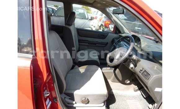 Buy Import Nissan Evalia Red Truck in Import - Dubai in Agadez Buy Import Nissan Evalia Red Truck in Import - Dubai in Agadez
