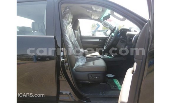 Acheter Import Voiture Toyota Hilux Noir à Import - Dubai, Agadez Acheter Import Voiture Toyota Hilux Noir à Import - Dubai, Agadez
