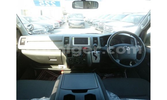 Buy Import Toyota Hiace White Car in Import - Dubai in Agadez Buy Import Toyota Hiace White Car in Import - Dubai in Agadez