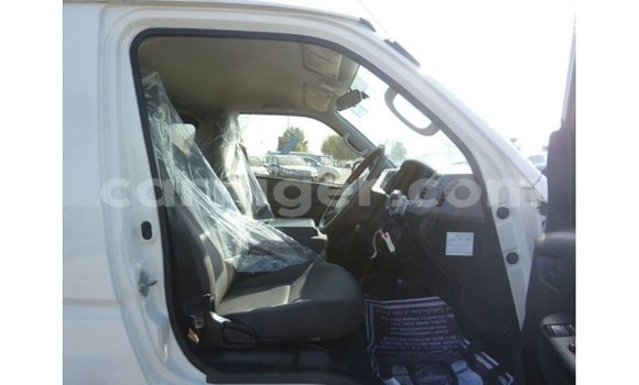 Buy Import Toyota Hiace White Car in Import - Dubai in Agadez Buy Import Toyota Hiace White Car in Import - Dubai in Agadez