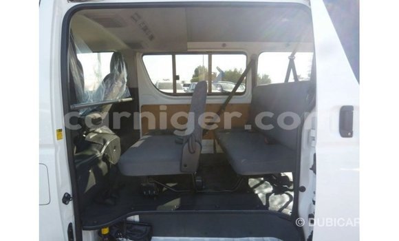 Buy Import Toyota Hiace White Car in Import - Dubai in Agadez Buy Import Toyota Hiace White Car in Import - Dubai in Agadez