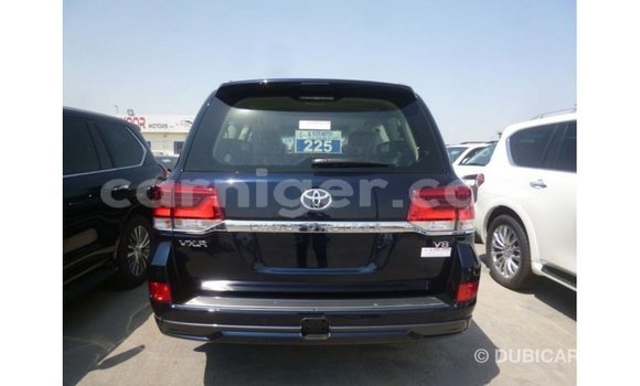 اشتري Imported Toyota Land Cruiser Blue شاحنة في Import - Dubai في أغاديز اشتري Imported Toyota Land Cruiser Blue شاحنة في Import - Dubai في أغاديز