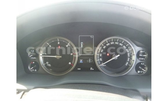 Sayi Imported Toyota Land Cruiser Red Babbar mota in Import - Dubai a Agadez Sayi Imported Toyota Land Cruiser Red Babbar mota in Import - Dubai a Agadez