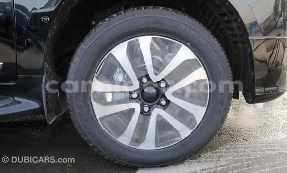 Buy Import Toyota Land Cruiser Black Truck in Import - Dubai in Agadez Buy Import Toyota Land Cruiser Black Truck in Import - Dubai in Agadez