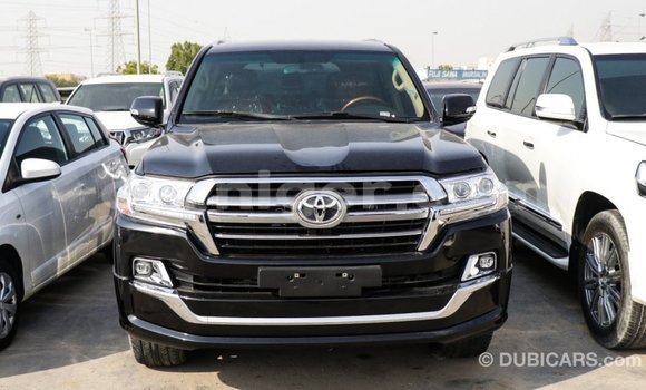 Sayi Imported Toyota Land Cruiser Black Babbar mota in Import - Dubai a Agadez Sayi Imported Toyota Land Cruiser Black Babbar mota in Import - Dubai a Agadez
