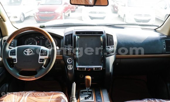 Sayi Imported Toyota Land Cruiser Black Babbar mota in Import - Dubai a Agadez Sayi Imported Toyota Land Cruiser Black Babbar mota in Import - Dubai a Agadez